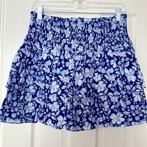 Vineyard Vines Women’s smocked skirt